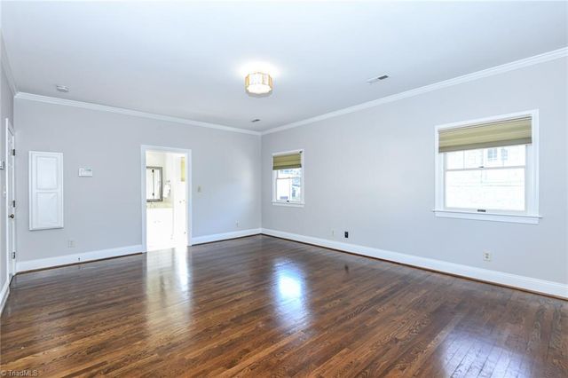 420 Fisher Park Circle, Greensboro, NC 27401