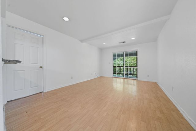 215 Washington Street, Red Bluff, CA 96080