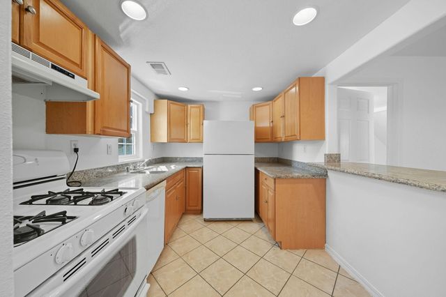 215 Washington Street, Red Bluff, CA 96080