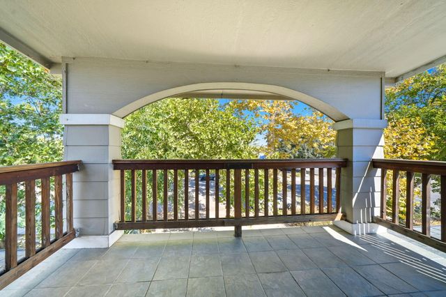 215 Washington Street, Red Bluff, CA 96080