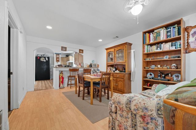 215 Washington Street, Red Bluff, CA 96080