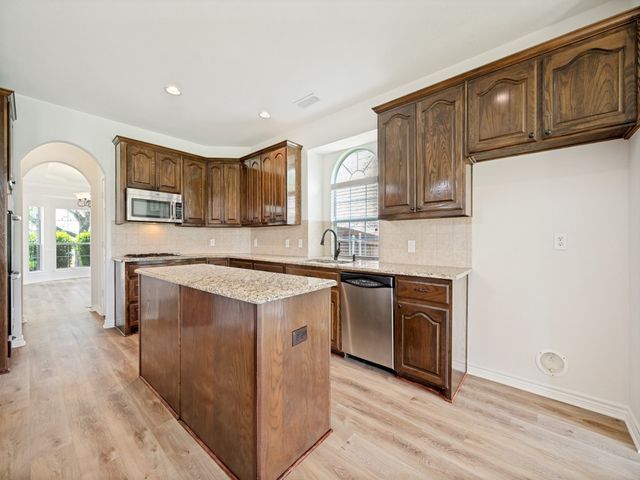 2614 Stallions Lane, Celina, TX 75009
