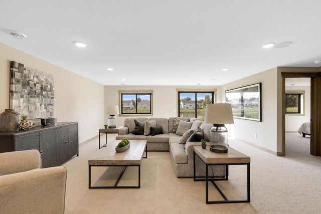 1616 Spruce Street, Farmington, MN 55024