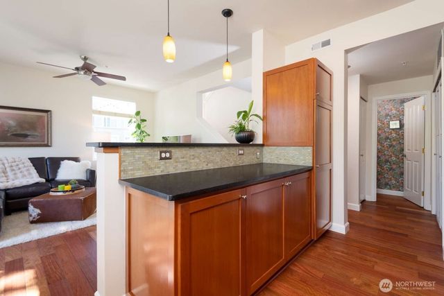 6117 S 232nd Street, Kent, WA 98032