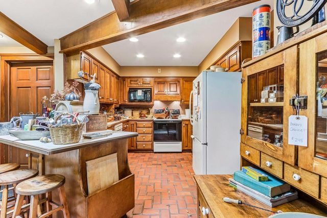 3 Montauk Place, Madison, WI 53711