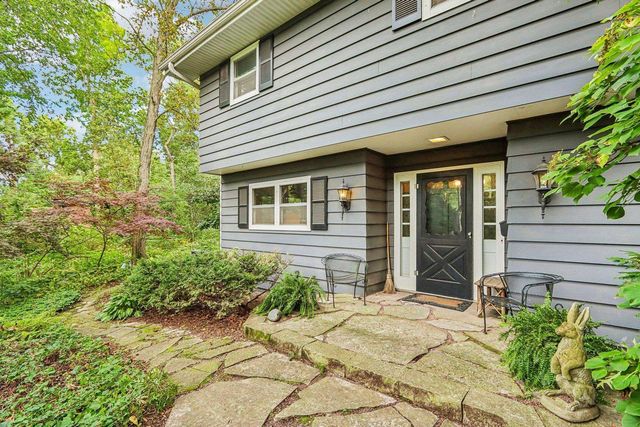 3 Montauk Place, Madison, WI 53711