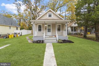 85 9TH AVE, Pine Hill, NJ 08021