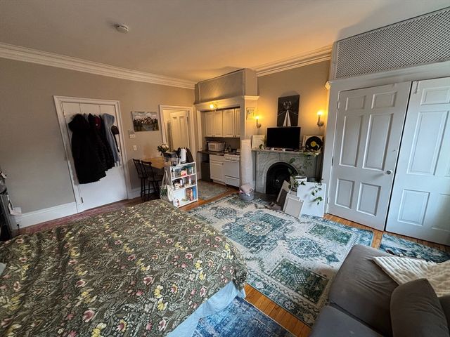 98 Charles St. 9, Boston, MA 02114