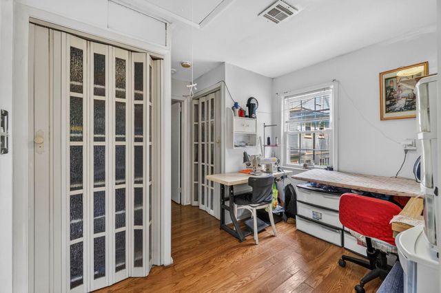 509-511 RIDGE ST, Newark, NJ 07104