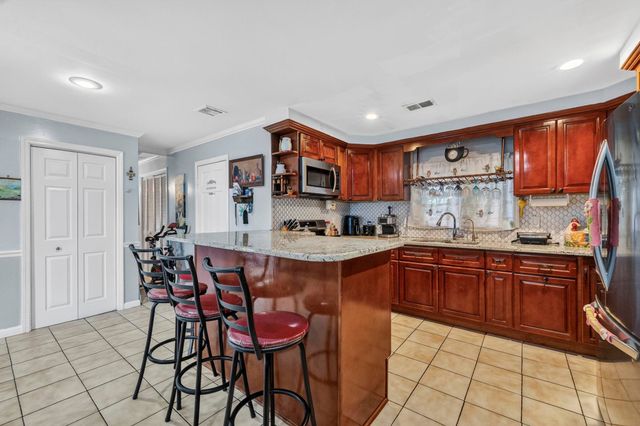 509-511 RIDGE ST, Newark, NJ 07104
