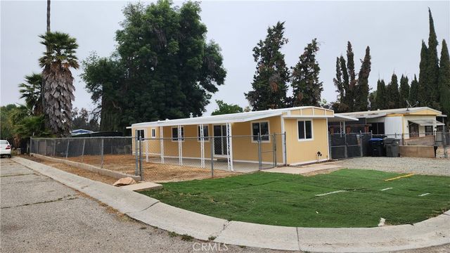 17126 Hidalgo Drive, Perris, CA 92570