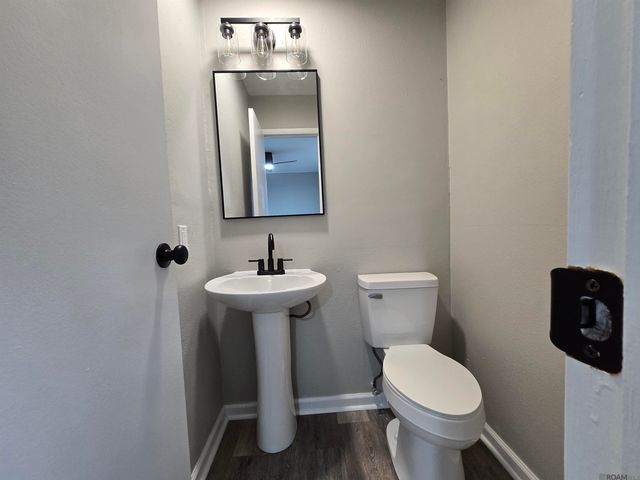 7565 Gov Blanchard Dr, Baton Rouge, LA 70811