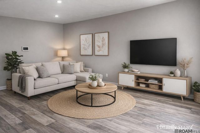 7565 Gov Blanchard Dr, Baton Rouge, LA 70811