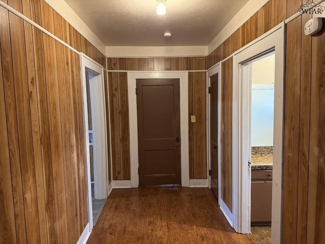 4594 BUS HWY 287, Iowa Park, TX 76367