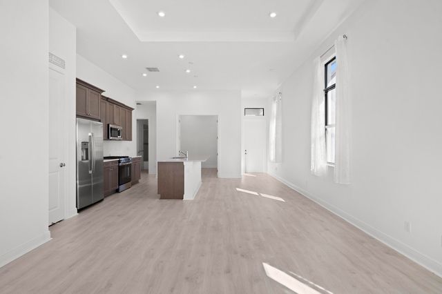 199 SE Via Sangro, Port St. Lucie, Port St Lucie, FL 34952