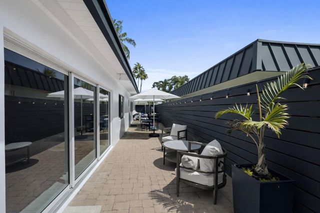 100 NE 22nd Street, Wilton Manors, FL 33305