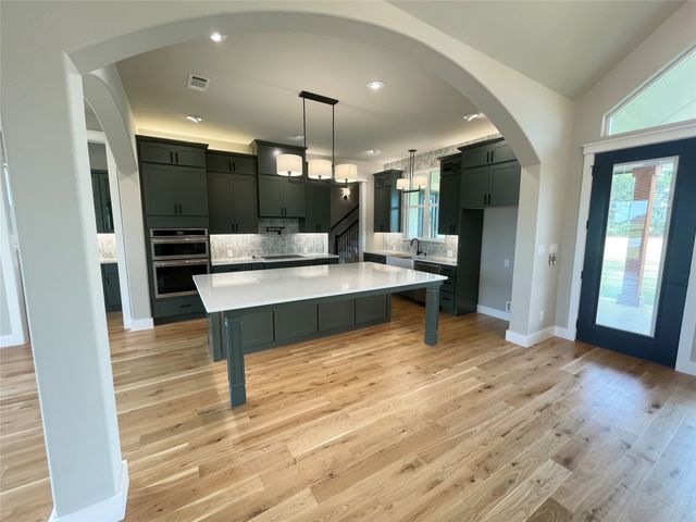 220 Dixie Estates Way, Whitesboro, TX 76273