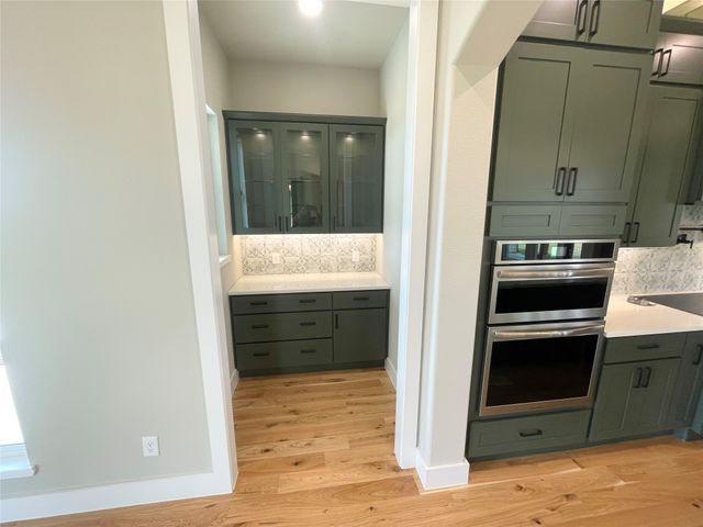 220 Dixie Estates Way, Whitesboro, TX 76273