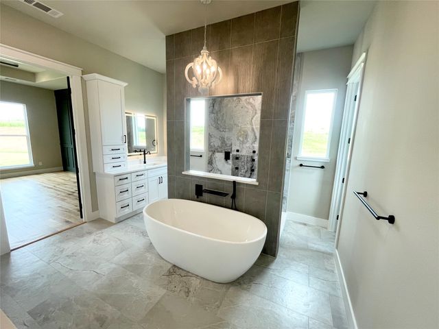 220 Dixie Estates Way, Whitesboro, TX 76273