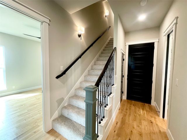 220 Dixie Estates Way, Whitesboro, TX 76273