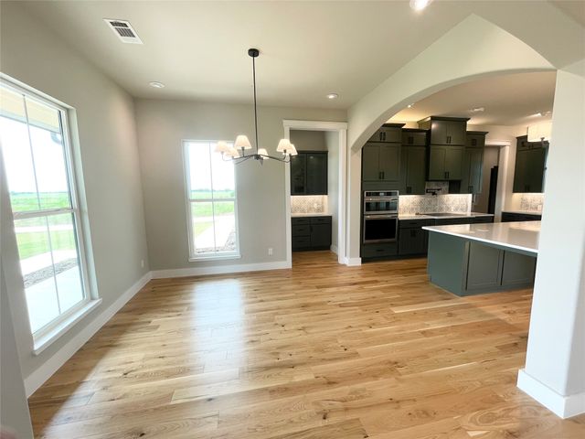 220 Dixie Estates Way, Whitesboro, TX 76273