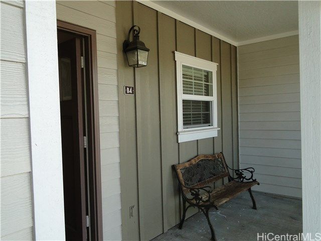 91-1060 KAILEOLEA Drive B-4, Ewa Beach, HI 96706