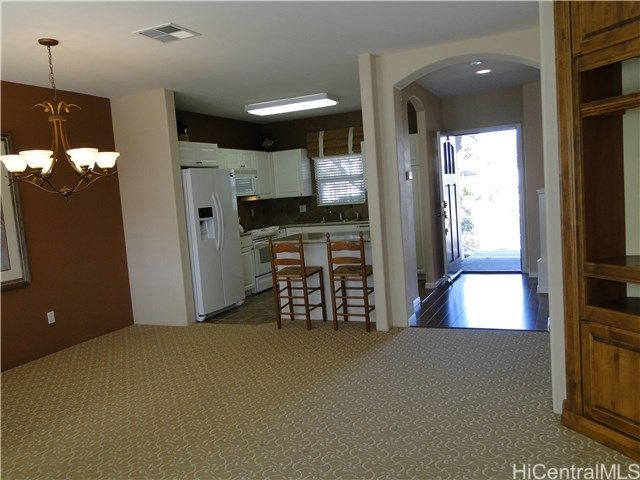 91-1060 KAILEOLEA Drive B-4, Ewa Beach, HI 96706