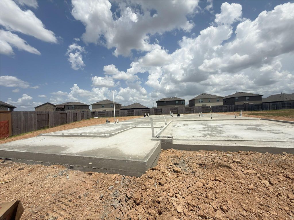 2204 Camino Cove Drive, Katy, TX 77493