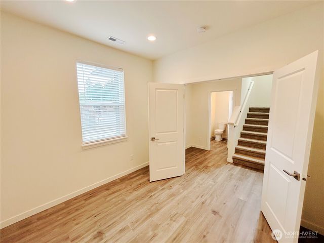 2708 Alderbrook Court N, Puyallup, WA 98374