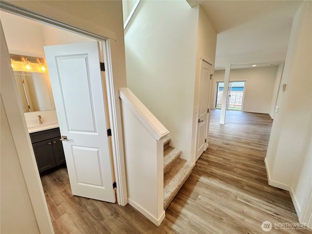2708 Alderbrook Court N, Puyallup, WA 98374