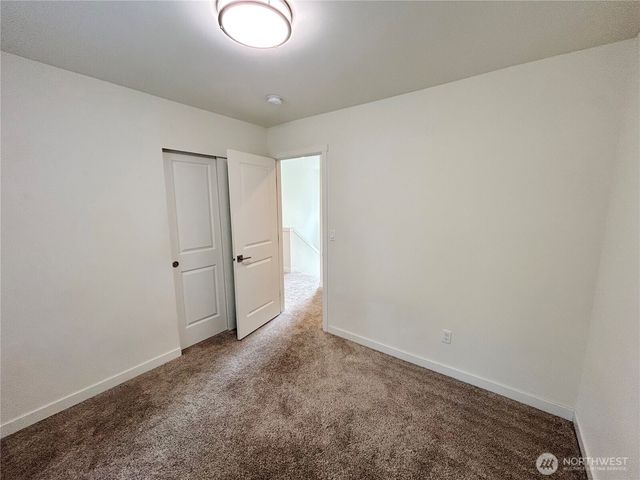 2708 Alderbrook Court N, Puyallup, WA 98374