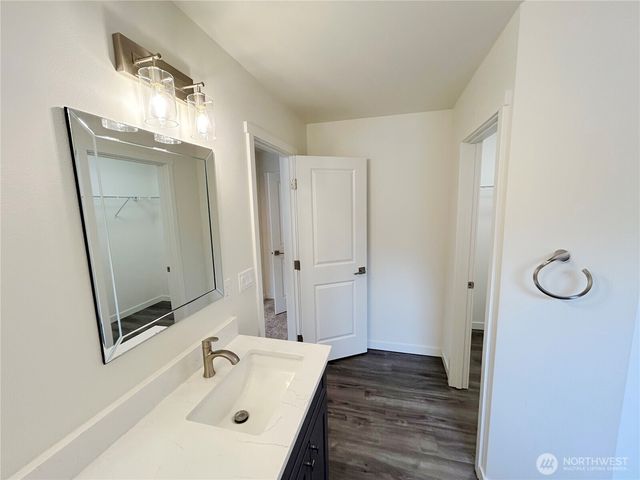 2708 Alderbrook Court N, Puyallup, WA 98374