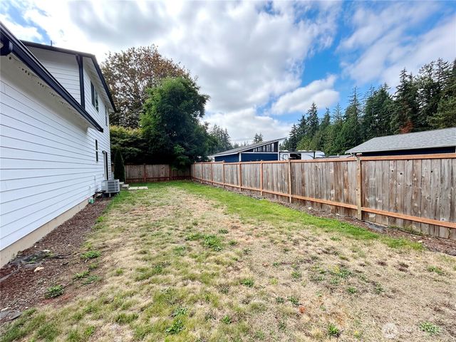 2708 Alderbrook Court N, Puyallup, WA 98374