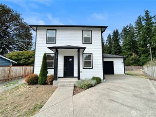 2708 Alderbrook Court N, Puyallup, WA 98374