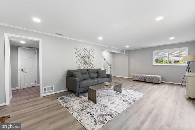 7706 ARLEN ST, Annandale, VA 22003