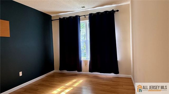 421 Draco Road 421, Piscataway, NJ 08854