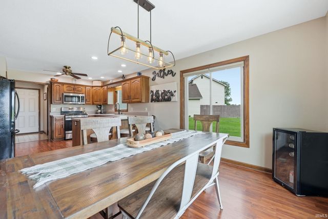 15205 Wild Meadow Place, Leo, IN 46765