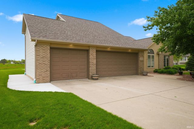 15205 Wild Meadow Place, Leo, IN 46765