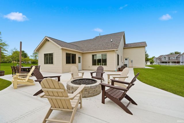 15205 Wild Meadow Place, Leo, IN 46765