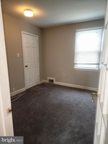 5801 WALNUT ST, Temple Hills, MD 20748
