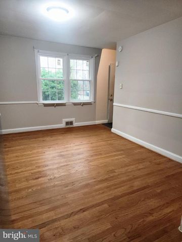 5801 WALNUT ST, Temple Hills, MD 20748