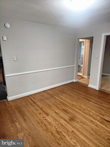 5801 WALNUT ST, Temple Hills, MD 20748