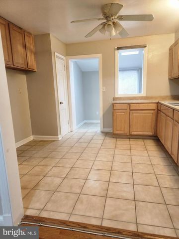 5801 WALNUT ST, Temple Hills, MD 20748