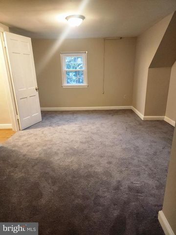 5801 WALNUT ST, Temple Hills, MD 20748