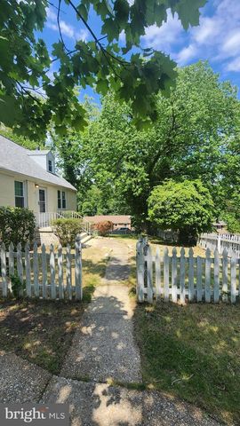 5801 WALNUT ST, Temple Hills, MD 20748