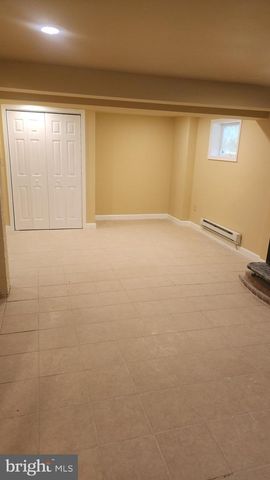 5801 WALNUT ST, Temple Hills, MD 20748