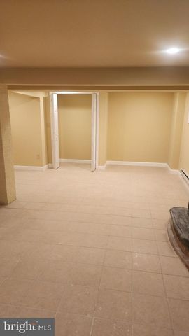 5801 WALNUT ST, Temple Hills, MD 20748