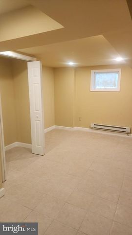 5801 WALNUT ST, Temple Hills, MD 20748