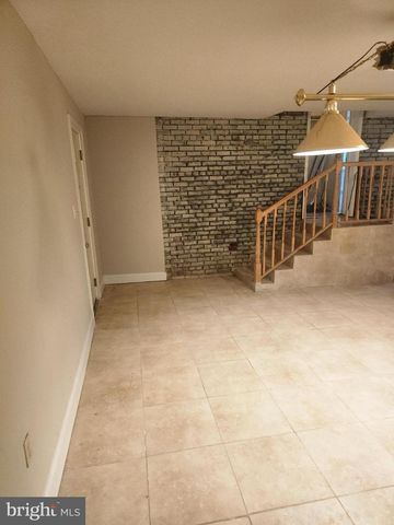 5801 WALNUT ST, Temple Hills, MD 20748