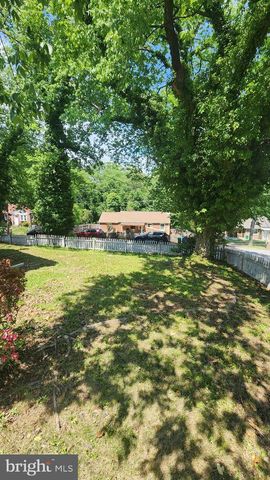 5801 WALNUT ST, Temple Hills, MD 20748